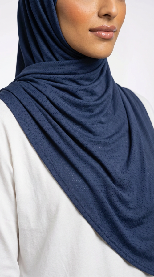 LYX RECLAIM Grounded